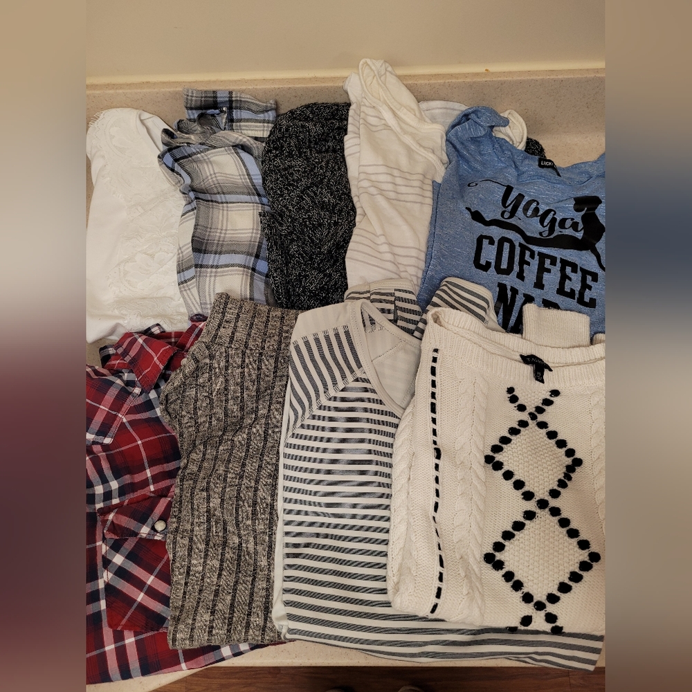 Bundle of 9 Tops | Size Small/Medium